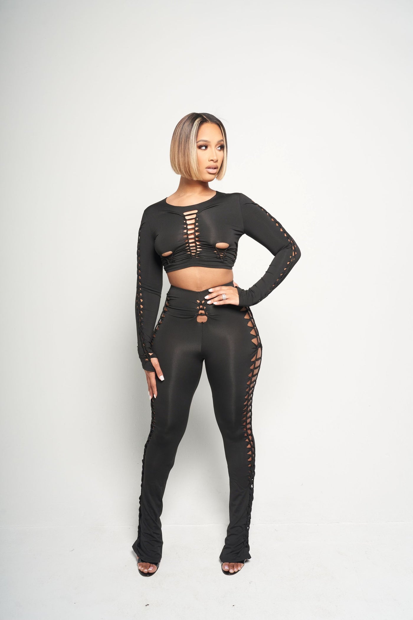 BLACK TWISTED PANT SET